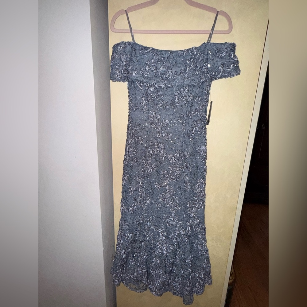 Alex Evenings Off-Shoulder Lace Midi Dress in Blue